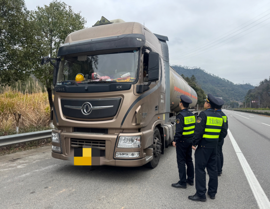 32ea104d7d137e4486dc5d80bb1574c